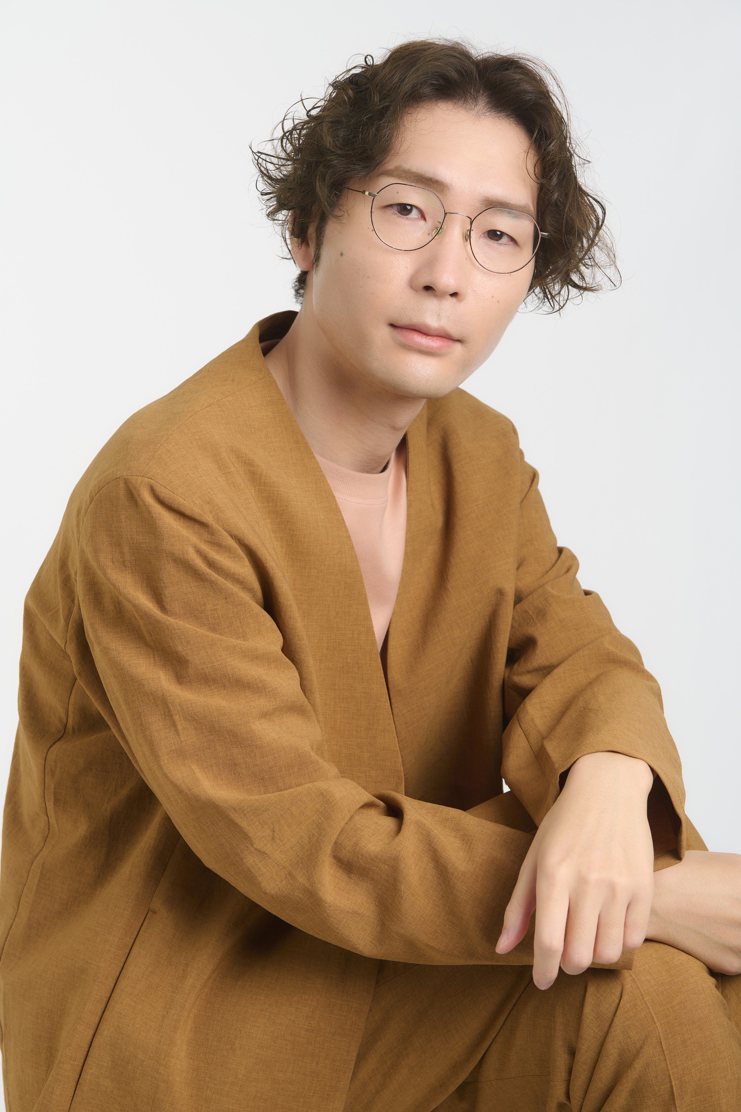 江越彬紀