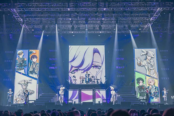 「VISUAL PRISON 1st GIG -RED MOON-」の様子。