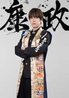 内藤秀一郎扮する榊原康政。