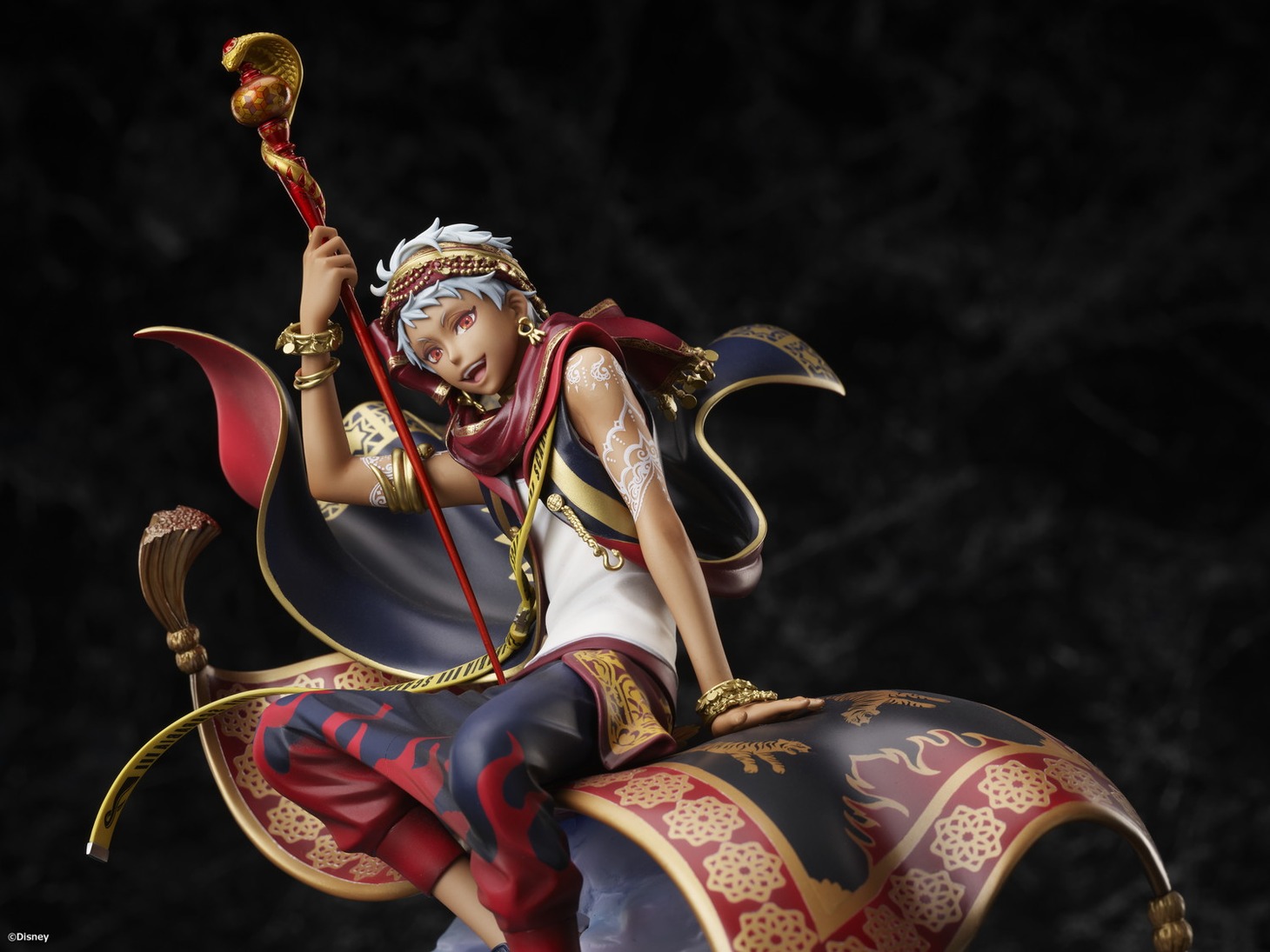 「カリム・アルアジーム 1/8スケールフィギュア」