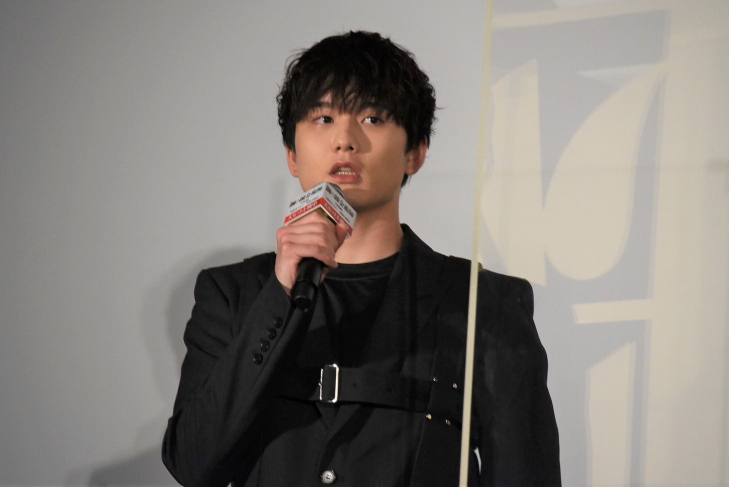 水石亜飛夢