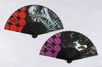 「扇子」 (c)水木プロダクション