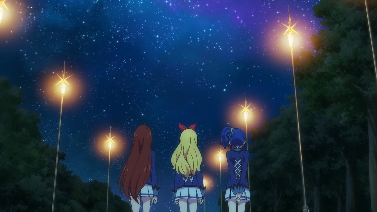 アイカツ！ 10th STORY ～未来へのSTARWAY～」の場面カット。(c