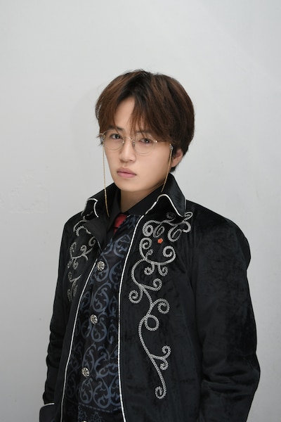 火室ノベル役の菊池風磨。