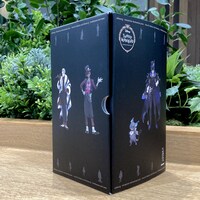 「ディズニー ツイステッドワンダーランド ことば選び辞典」全7冊セットに付属するボックス。