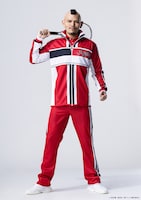 大久保圭介扮するデューク渡邊。