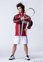 岡本悠紀扮する鬼十次郎。