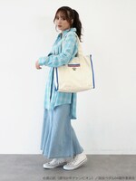 「弱虫ペダル スクエアトートバッグ」使用イメージ