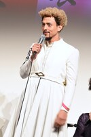 満島真之介