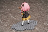 「アーニャ・フォージャー 1/7スケールフィギュア」