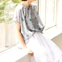 ビッグTシャツ着用イメージ。