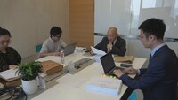 「『違法漫画サイト』を摘発せよ！密着“デジタルGメン”」より。（提供：NHK）