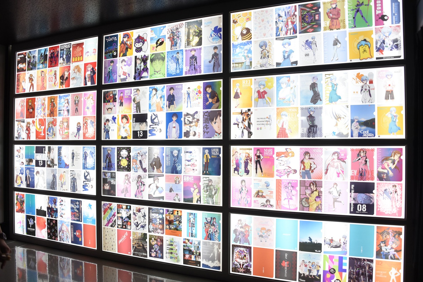 「EVANGELION CROSSING EXPO ―エヴァ大博覧会―」より。