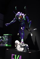 「EVANGELION CROSSING EXPO ―エヴァ大博覧会―」より。