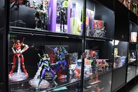 「EVANGELION CROSSING EXPO ―エヴァ大博覧会―」より。