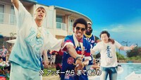CM「サザエさんと海ラップ篇」より。