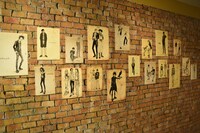 「ストリート・トラッド～メンズファッションは温故知新」に関する展示エリア。(c)矢沢漫画制作所/集英社