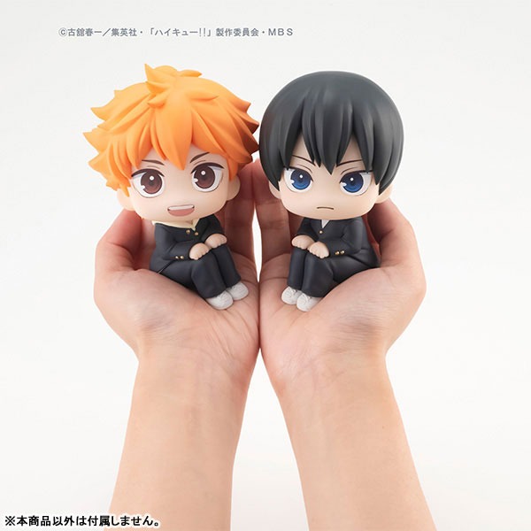 日向と影山のフィギュア。