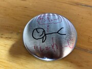 西荻窪の雑貨屋・ニヒル牛での購入者特典となる缶バッジ。