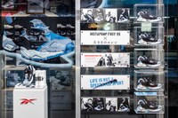 Reebokクラシックストア原宿店内の様子。