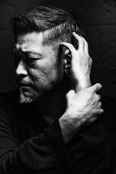 山下隆生氏
