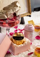 「ベルサイユのばら」アフタヌーンティーのイメージ。