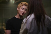 野村周平扮する象山彪。