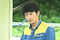 津田健次郎演じる矢部浩一郎。