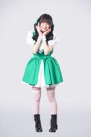 和田美羽扮する横田文。 (c)A/T,O・A