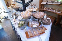 焼き菓子の販売コーナー。