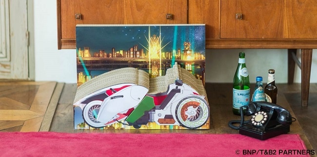 「『TIGER & BUNNY 2』×猫部 ダブルチェイサー猫用つめとぎ」
