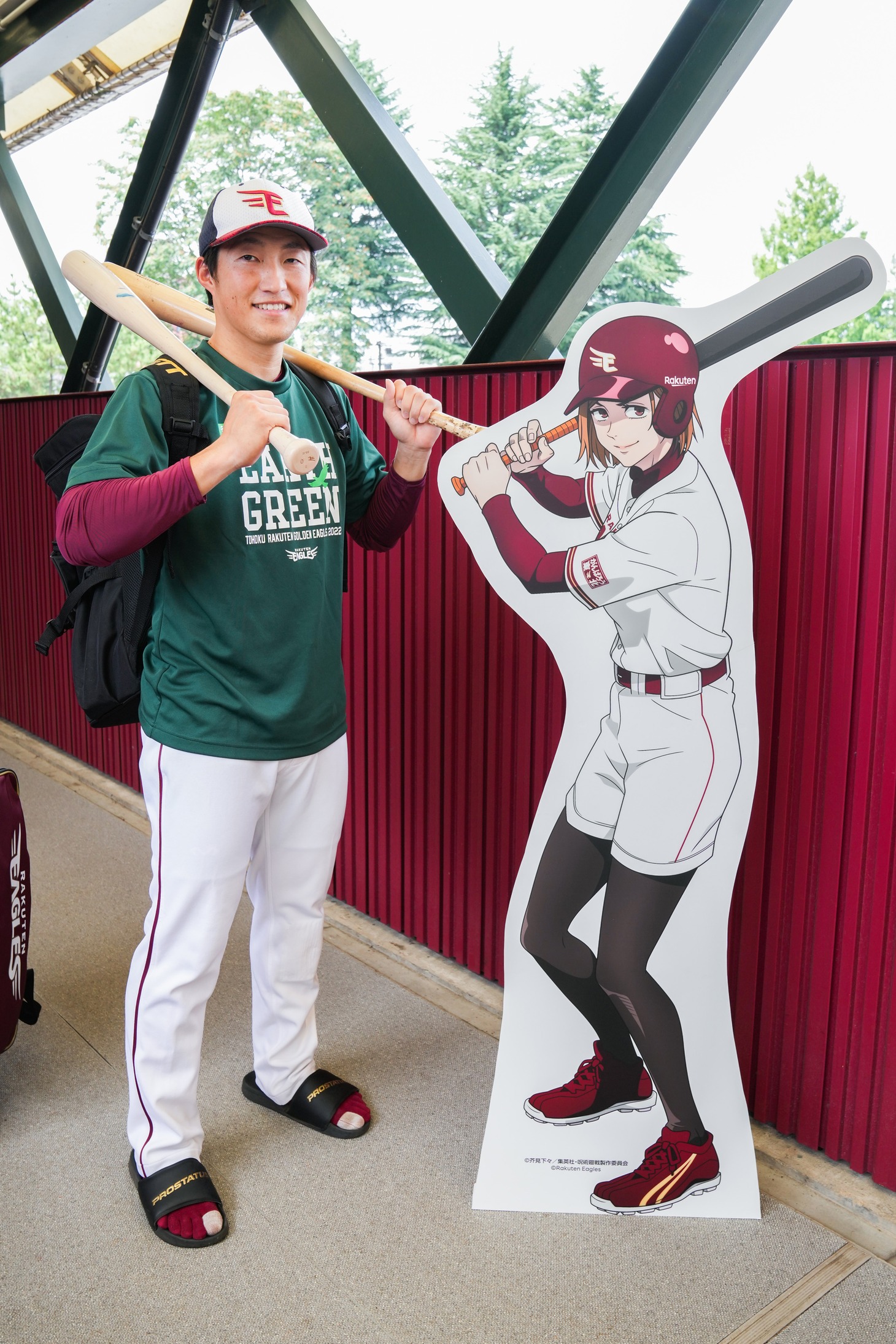 等身大パネル (c)Rakuten Eagles