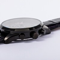 悪魔ほむらモデルの腕時計。