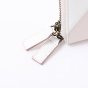 アルティメットまどかモデルの長財布。