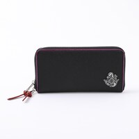 悪魔ほむらモデルの長財布。