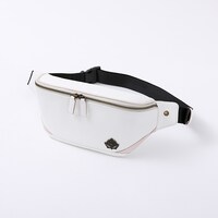 アルティメットまどかモデルのバッグ。