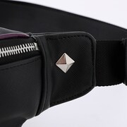 悪魔ほむらモデルのバッグ。