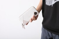 アルティメットまどかモデルの長財布。