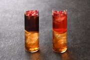 左からリチャード、バッキンガムをイメージしたオリジナルソフトドリンク。