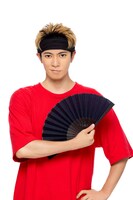 信長役の辰巳雄大。