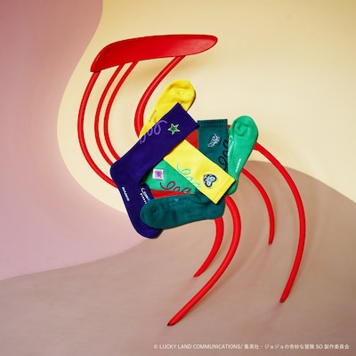 「ジョジョの奇妙な冒険 ストーンオーシャン」とWIND AND SEAのコラボソックス。