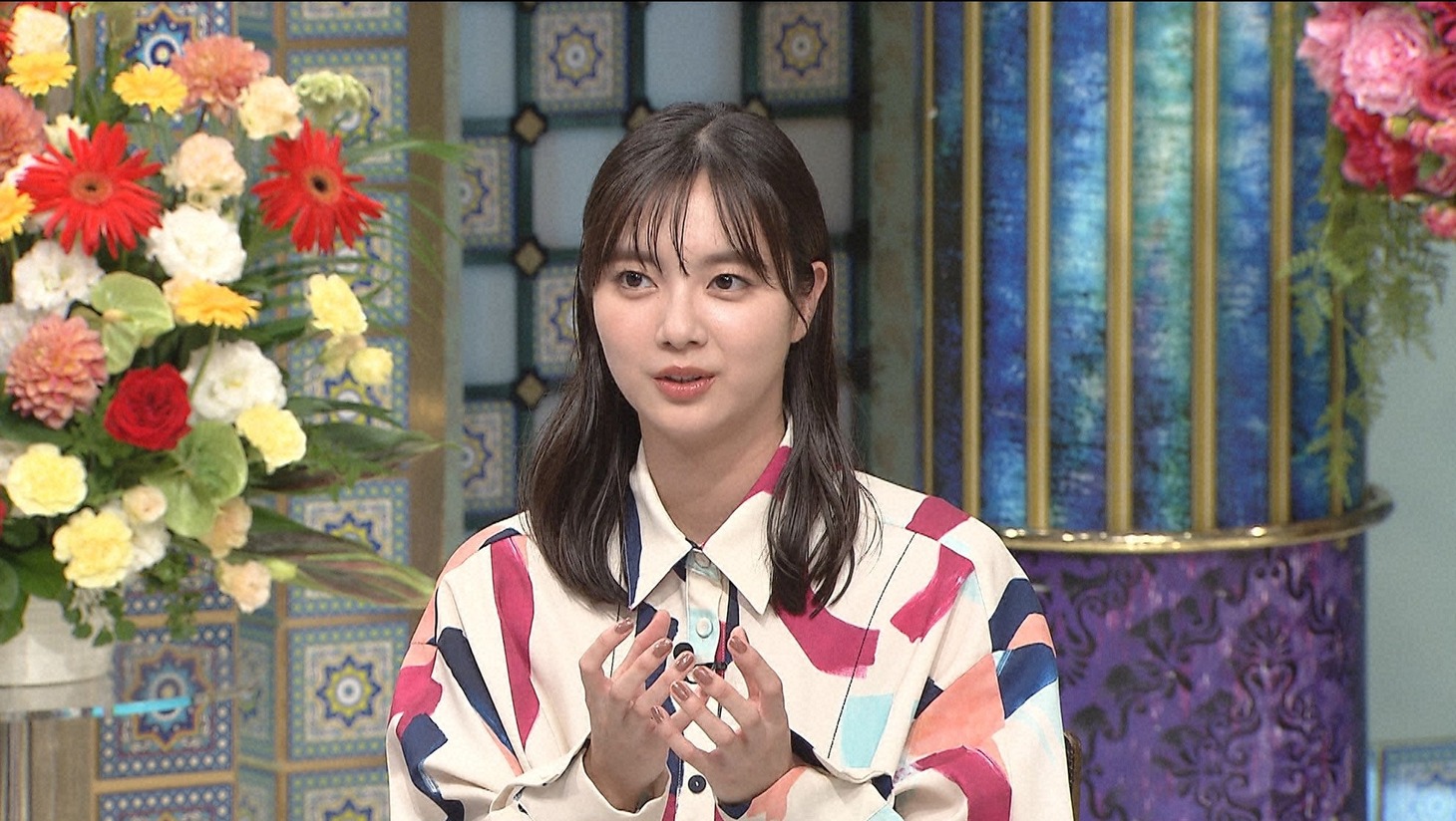 新川優愛