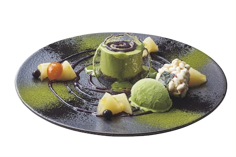 「“狗巻棘”『しゃけ！ツナマヨ！こんぶ！（抹茶のデザート 金柑添え）』」