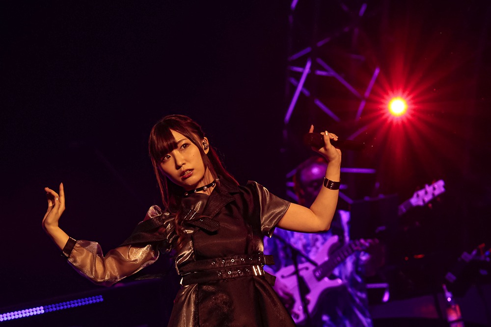 鈴木愛奈