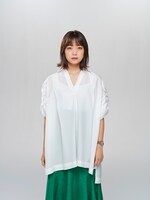 深川麻衣扮する音川マチカ。