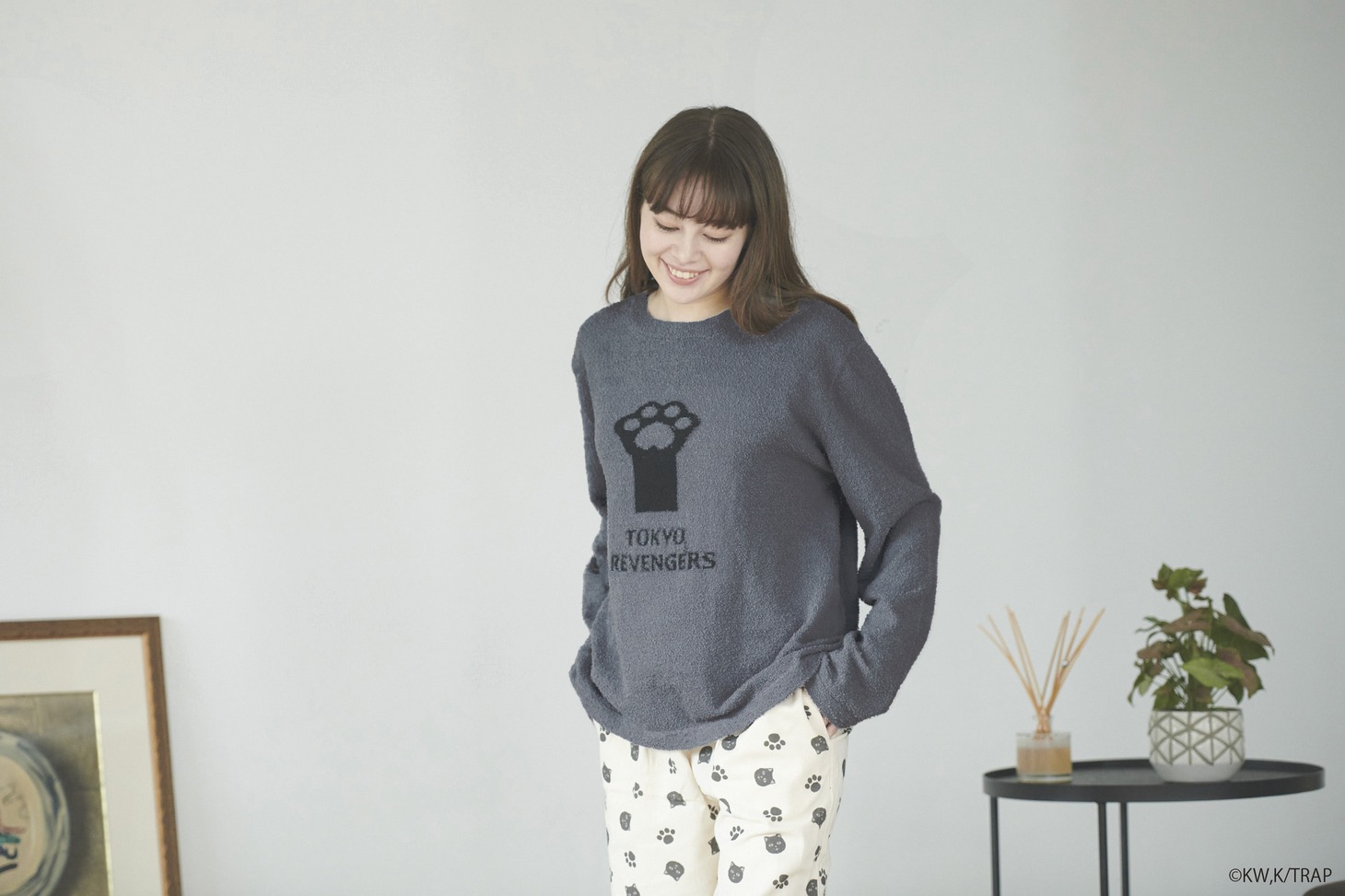 「ONOFFYFREE×東京リベンジャーズ ルームウェア」着用イメージ