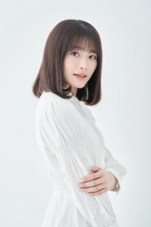 長谷川玲奈