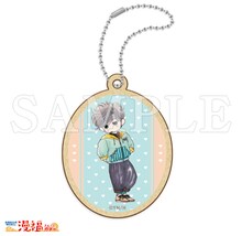 購入特典としてもらえる「ミニウッドキーホルダー」の「小山荘のきらわれ者」Bバージョン。 (c)なかじ有紀／白泉社