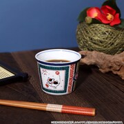 「夏目友人帳」ニャンコ先生が九谷焼のそば猪口に、毬で遊ぶ姿などデザイン