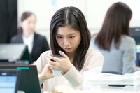 小野莉奈扮する果南。